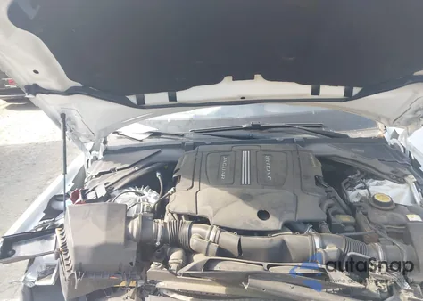 2018 Jaguar Xe S z USA, uszkodzony, nr VIN SAJAG4FV8JCP25776